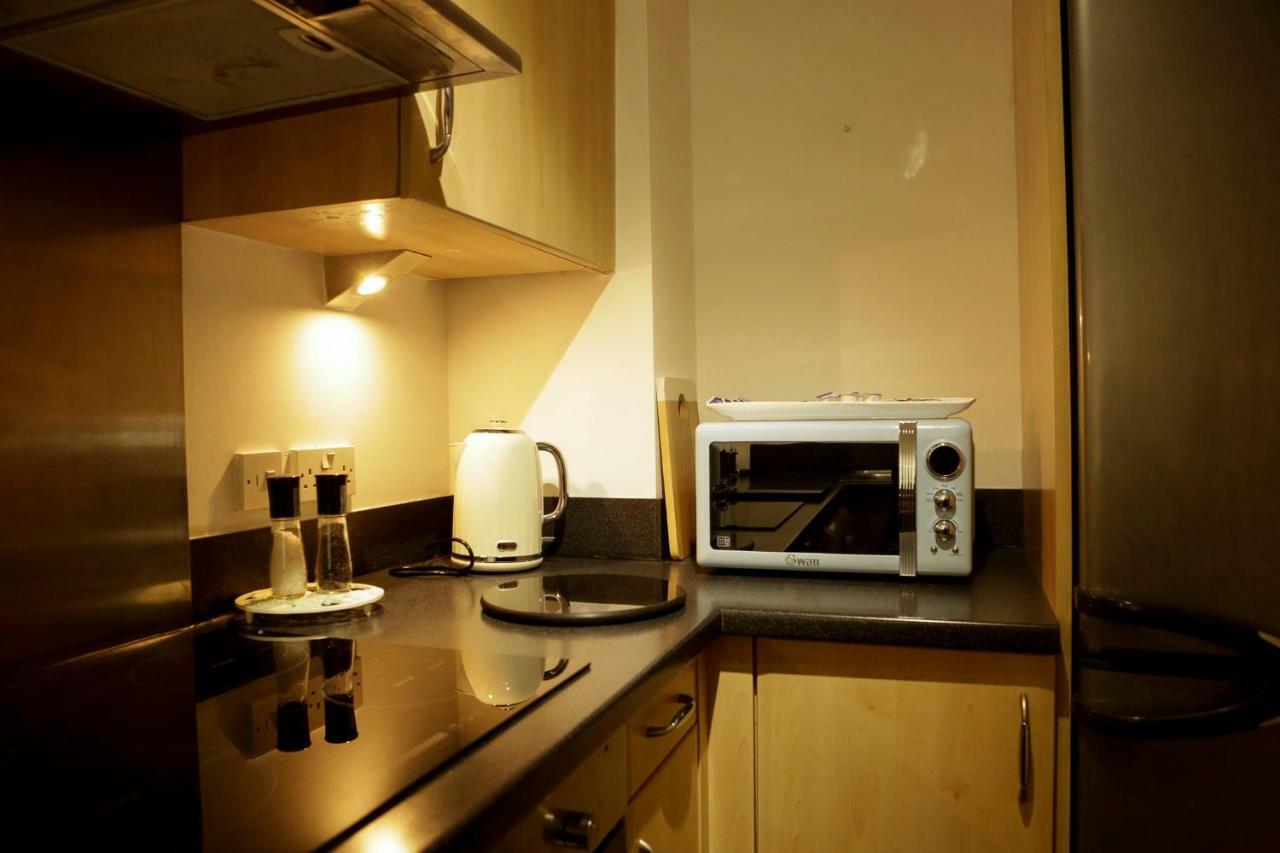 Newly Refurbished 1 Bed First Floor Apartment With Wifi Cosham Exterior foto